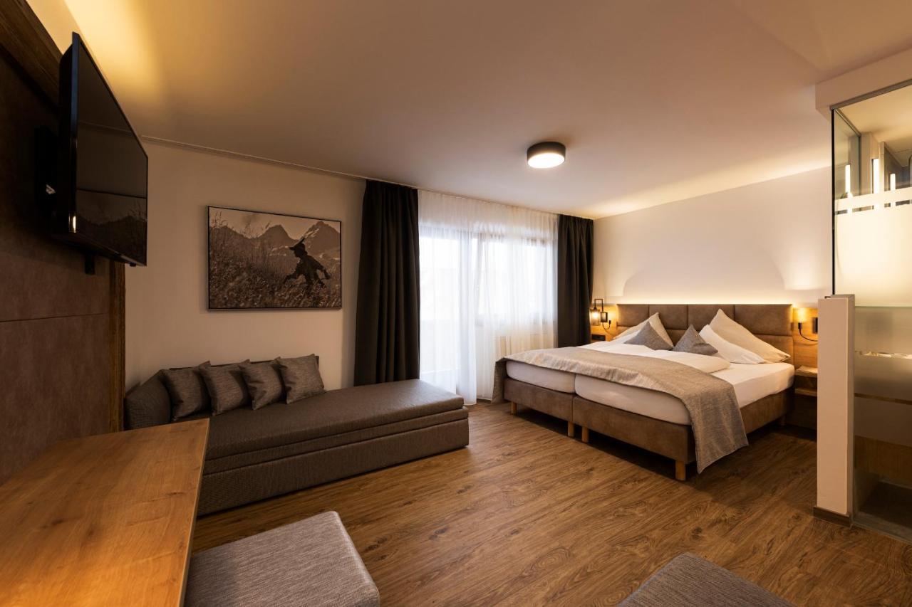 Hotel Brugger فلبمس المظهر الخارجي الصورة