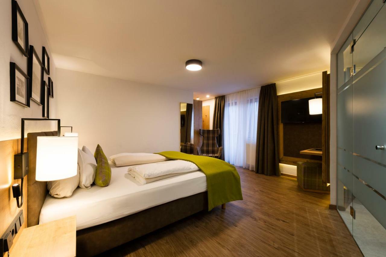 Hotel Brugger فلبمس المظهر الخارجي الصورة