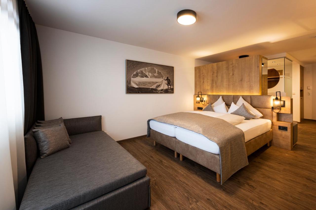 Hotel Brugger فلبمس المظهر الخارجي الصورة